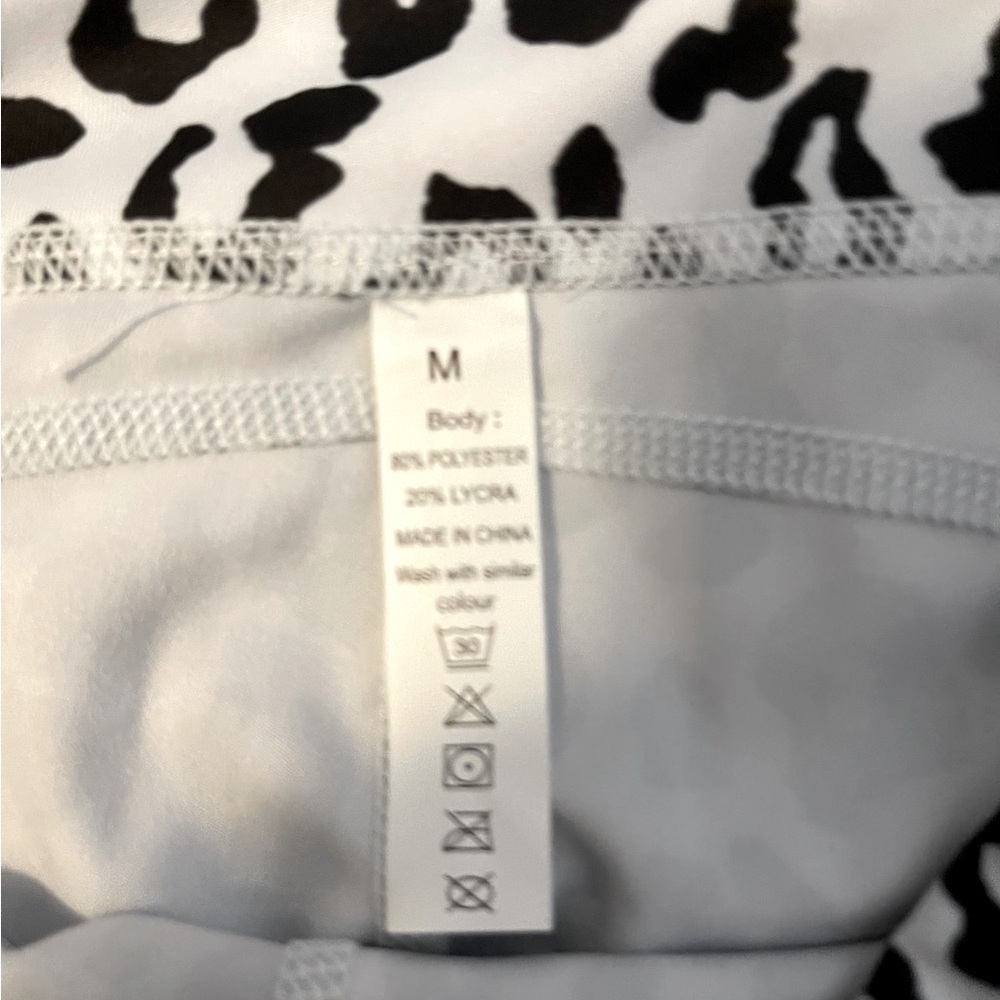 Leopard Print Women's Leggings - Picture 5 of 5